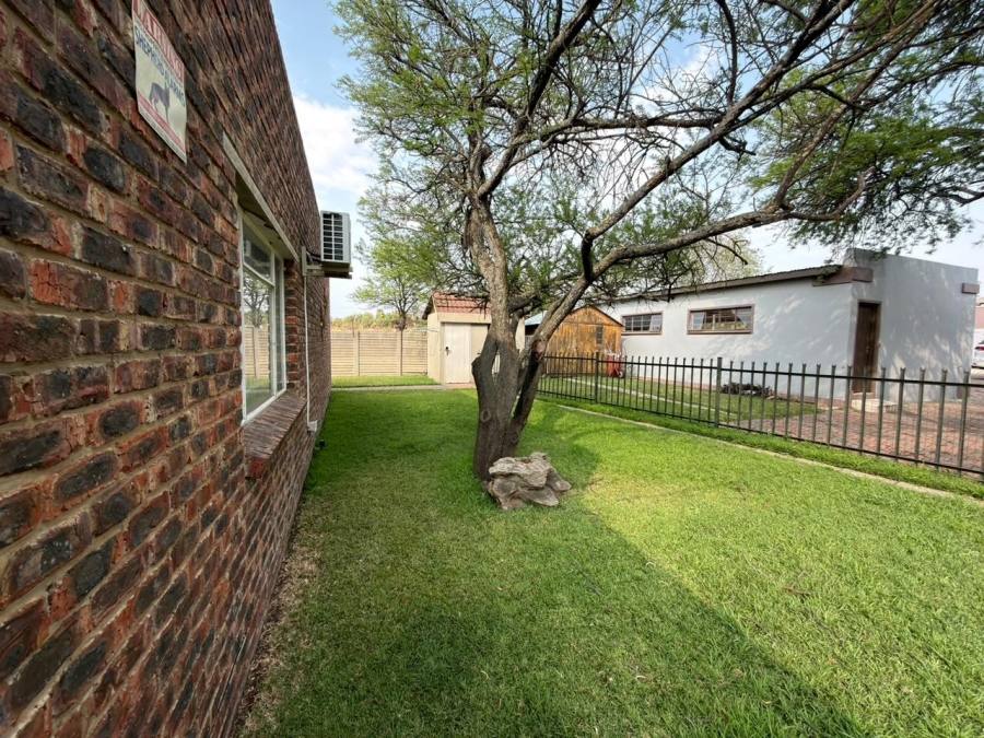5 Bedroom Property for Sale in Riebeeckstad Free State